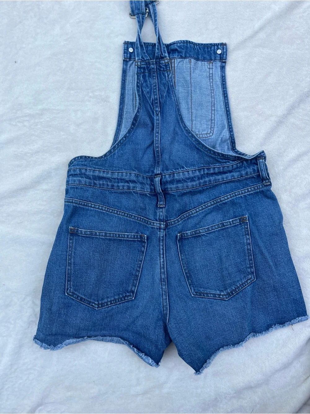 Madewell Women’s Blue Denim Short Overalls size small